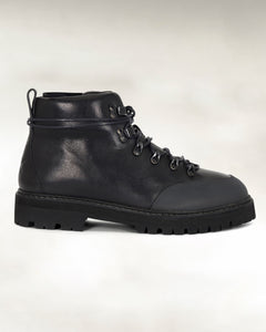 Dusk Boot