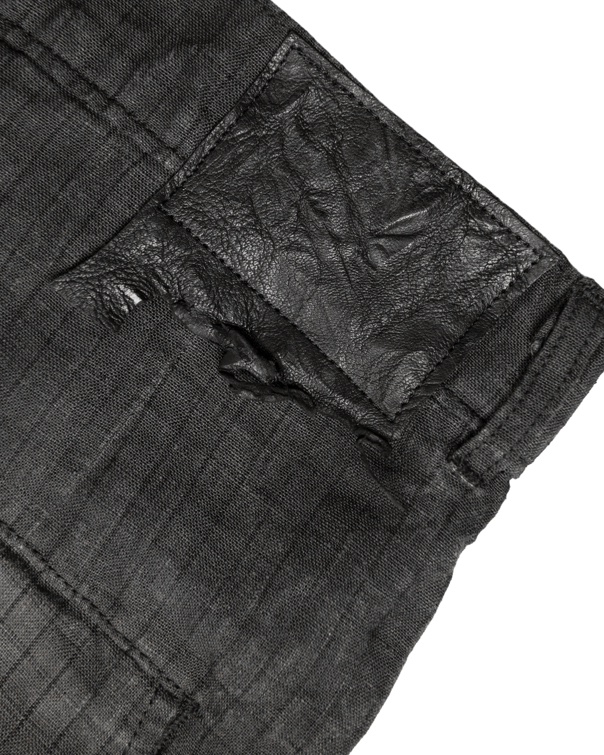 linen cargo capri - dark oil dyed checker